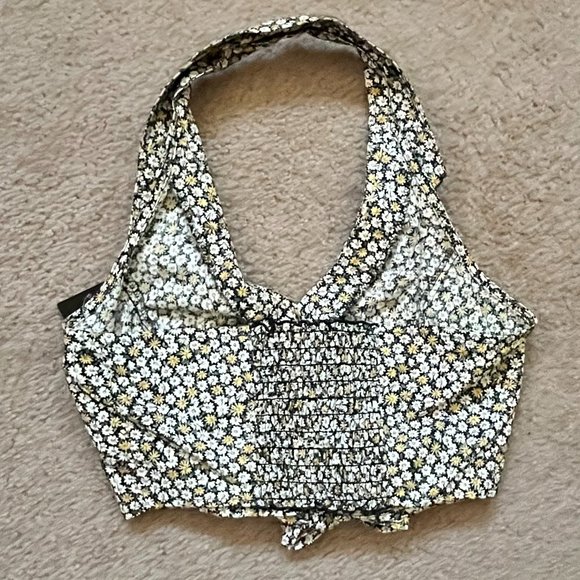 NWT Byer Junior 90’s Daisy Halter Tank Top Medium - Picture 3 of 6